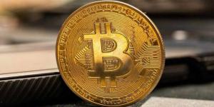 بيتكوين ترتفع مع ترقب التطورات التنظيمية الأمريكية