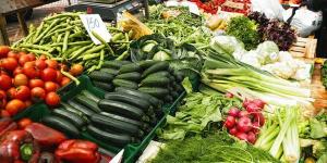 سعر الخضار اليوم، الطماطم بـ 17.5 جنيه والفلفل الألوان بـ 40 وارتفاع الليمون مجددا